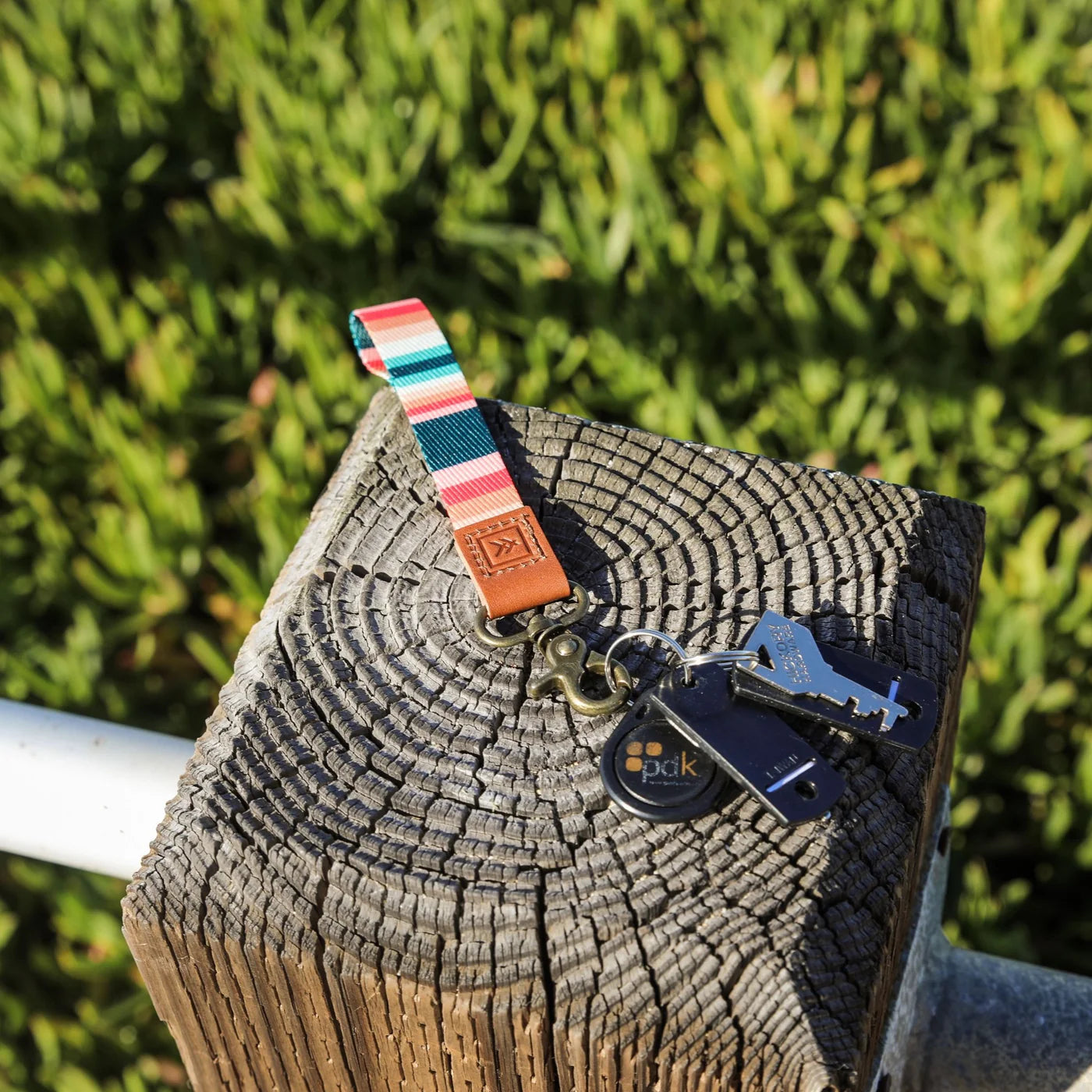 Renae - Wristlet Keychain